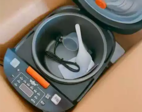 低价处理一个新飞5L全新电饭煲 铺面转让，...