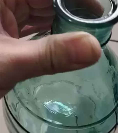 五六十年代的老瓶子！ 感兴趣的话给我留言吧...