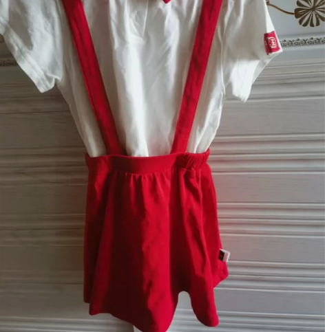 Amila啊咪啦夺冠系列夏季背带裙 仅试穿...