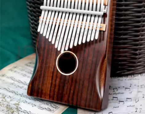 出,安德鲁卡林巴琴 17音 有布袋,保护袋...