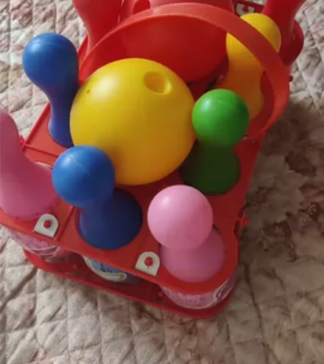 闲置保龄球出同城自提 感兴趣的话点“我想要...