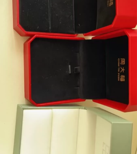 周大福首饰盒 和另一个盒子 三个打包43包...