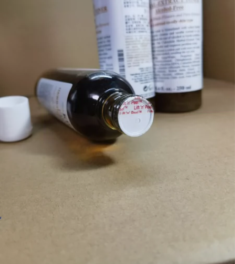 金盏花爽肤水250ml 包装瑕疵 运输原因...