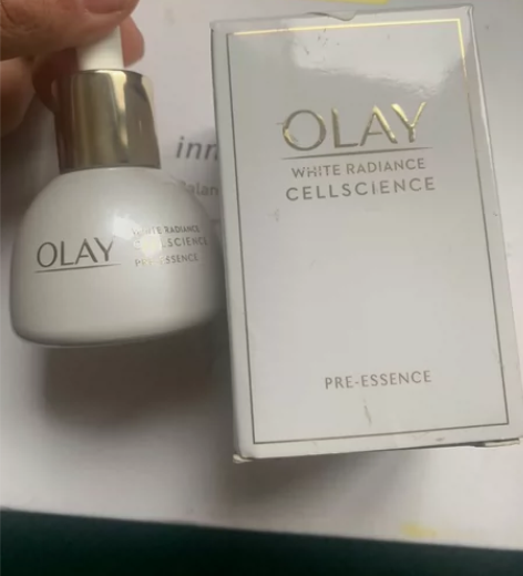 玉兰油水感透白臻粹肌底液30ml 日期22...