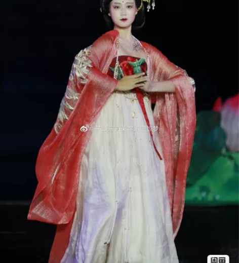 【出租】子颂东方美学 游园惊梦凤求凰 老版...