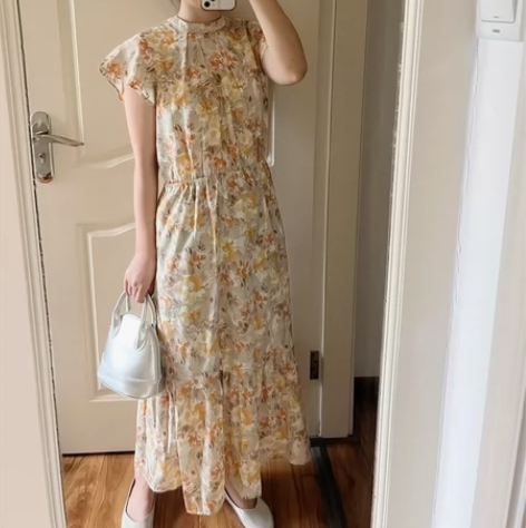 日本Alotta全新千金风花朵连衣裙，温柔...