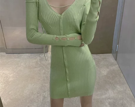 针织裙子2021秋季新款港风性感V领修身单...