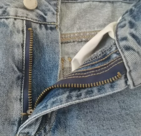 女士牛仔短裤 包邮码数：S