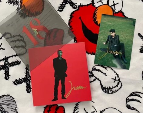 黄明昊 亲笔签名 专辑《18》首张个人实体...