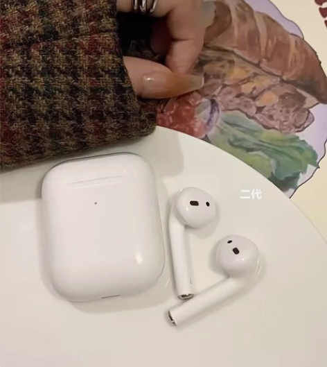 ：耳机全家福 华强北的高配品质  苹果该有...