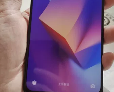 ?红米K30至尊纪念款8+512，不太喜欢...