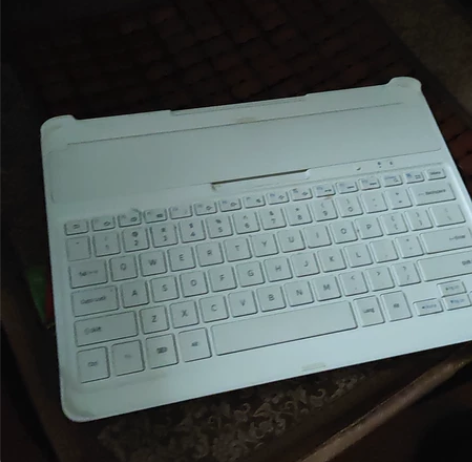 三星蓝牙键盘，闲置转让，功能全好，有需要者...