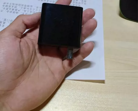 努比亚80w充电器，买手机给的。才用一个月...