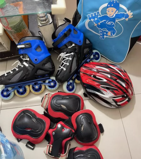 旱冰鞋，单排轮滑，几乎全新，学生上学学校要...