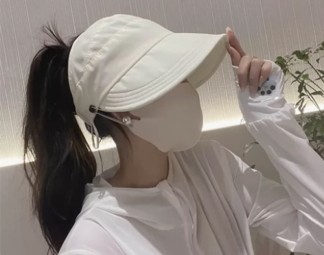 全新露思同款鸭舌渔夫帽,空顶设计可以扎高马...