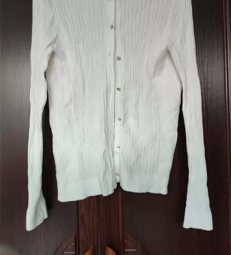 日本冰丝白色防晒开衫，全新仅下水 感兴趣的...
