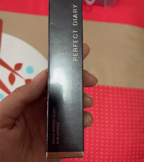 完美日记口红，全新未拆封，L04 感兴趣的...