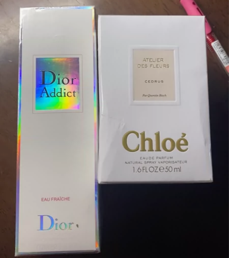 出两瓶香水，全新未开封。 感兴趣的话点“我...