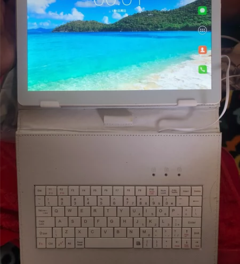 清华同方KT-108 平板电脑 32g 没...