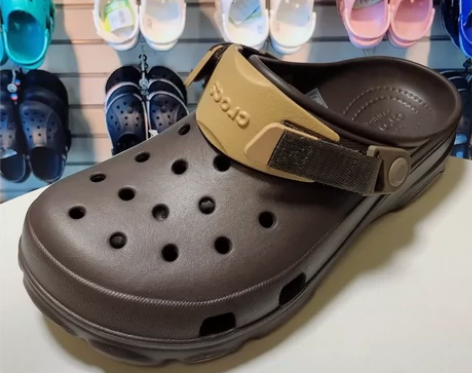 白敬亭同款Crocs沙滩鞋卡骆驰经典特林洞...