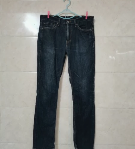 李维斯牛仔裤 腰围88左右 每日上新 包邮...