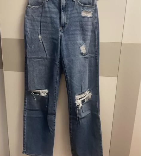 Hollister破洞牛仔裤，正品，长裤，...