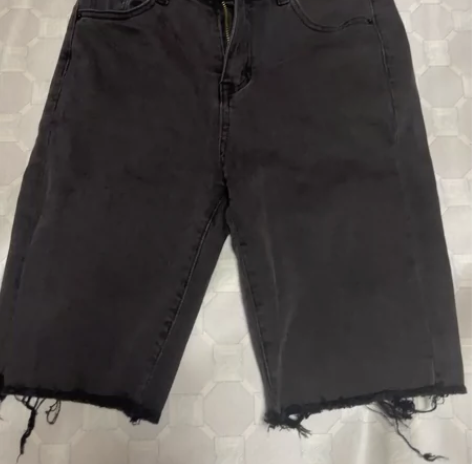 高腰牛仔短裤女夏 中短裤黑色牛仔裤适合27...