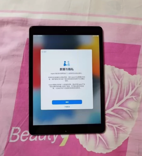 国行iPad2019 128G 插卡版 ，...