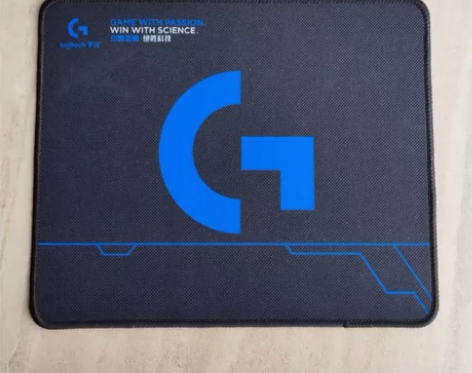 【爆品清仓】罗技鼠标垫大号小号中号学生电脑...