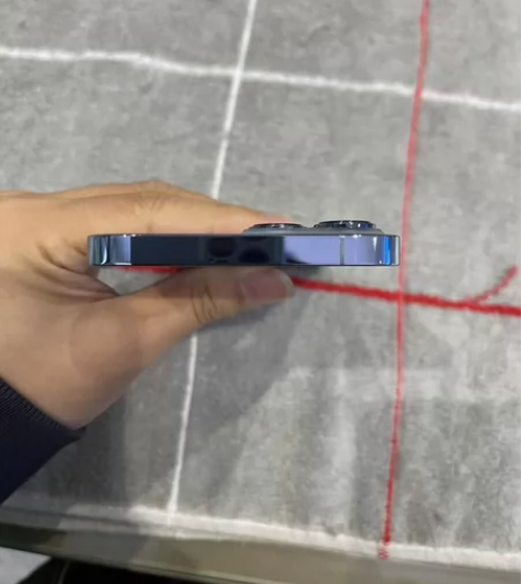 2.iPhone 13 promax 蓝色...