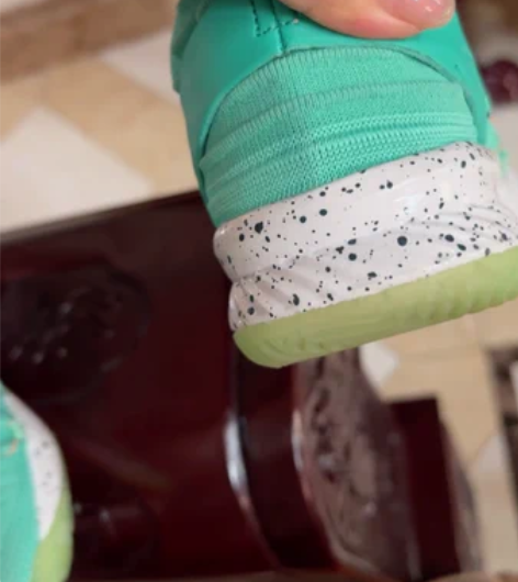 篮球训练中心购买 35码，内长22cm 成...