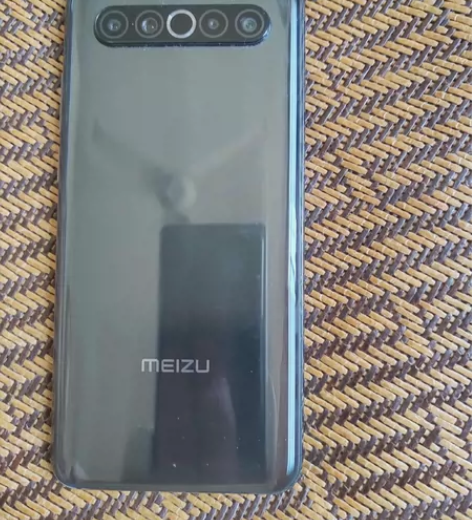 魅族17    8+256   一手自用，...