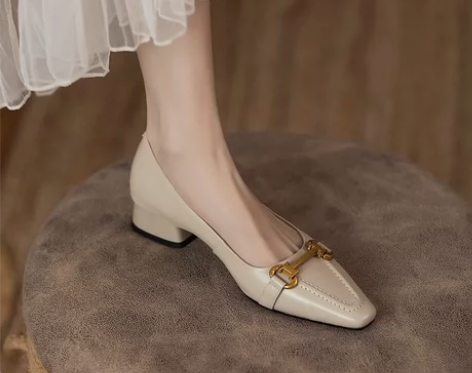 百丽法式2022春气质浅口单鞋软皮软底尖头...