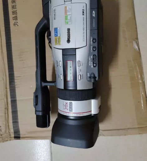 佳能DM-XM2E摄像机一台，单主机一台没...
