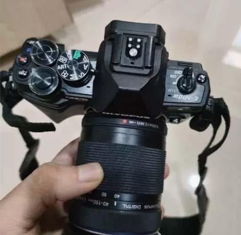 奥林巴斯em10三代双镜头套机 单机身30...