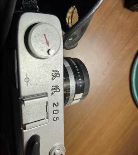 海鸥205凤凰205相机，送闪光灯sx-4...