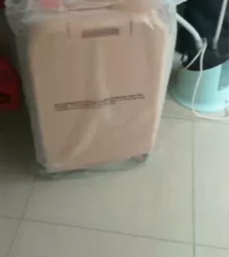 全新米熙行李箱24寸新买来的，买重了，用不...