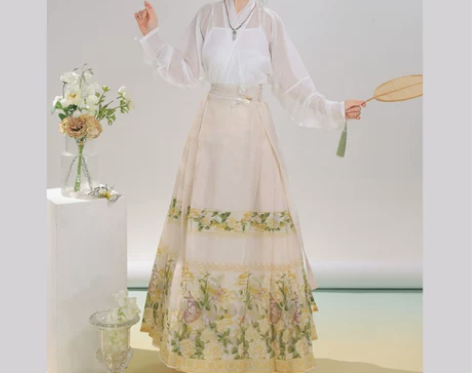 凤荷颂花满蝶新中式套装马面裙女夏季薄款日常...