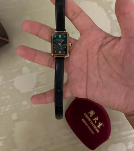 Lola Rose手表，旗舰店购买，保真，...