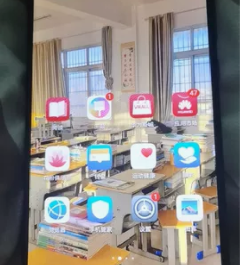 mare20全原,6+64 挺新的屏...