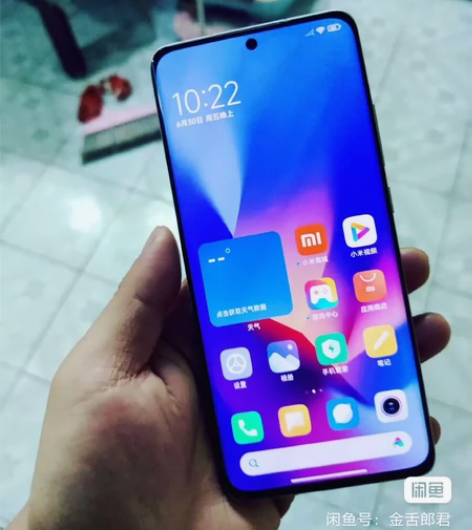 小米12X，后盖摔坏了，不想要了 感兴趣的...