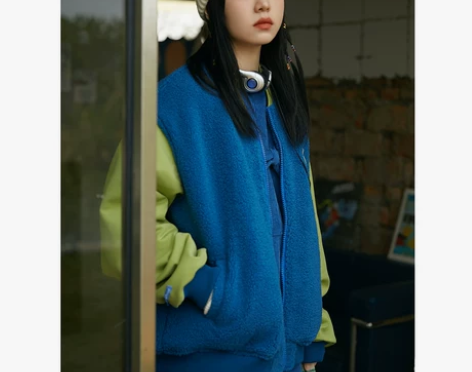 霓虹大荒野|奇妙旅系列 面料拼接蓝绿撞色棒...