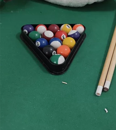 折叠小台球桌1套，长1.4m，宽0.6m。...