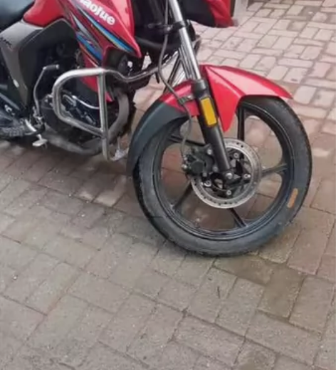 自己家豪爵DK125，19年车，机器车况非...