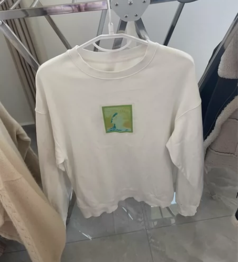 鳄鱼男薄款小衫，卫衣 感兴趣的话点“我想要...