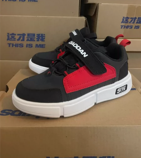 断码清仓出乔丹儿童运动鞋 全新有原盒 30...