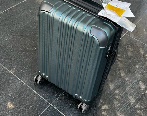 行李箱 密码箱行李箱高配!出口日本PChi...