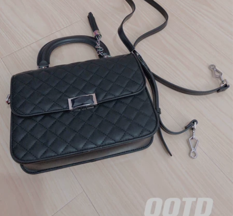 品牌型号 小ck 新旧程度 几乎全新 转手...