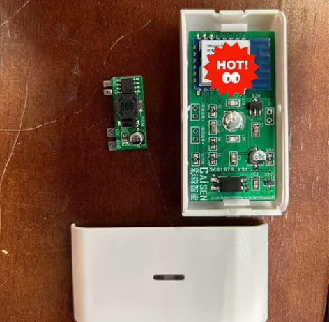 易微连的wifi电压开关反馈模块 带12转...