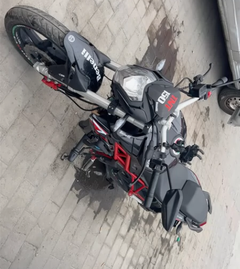 21年5月贝纳利红宝龙150 感兴趣的话点...